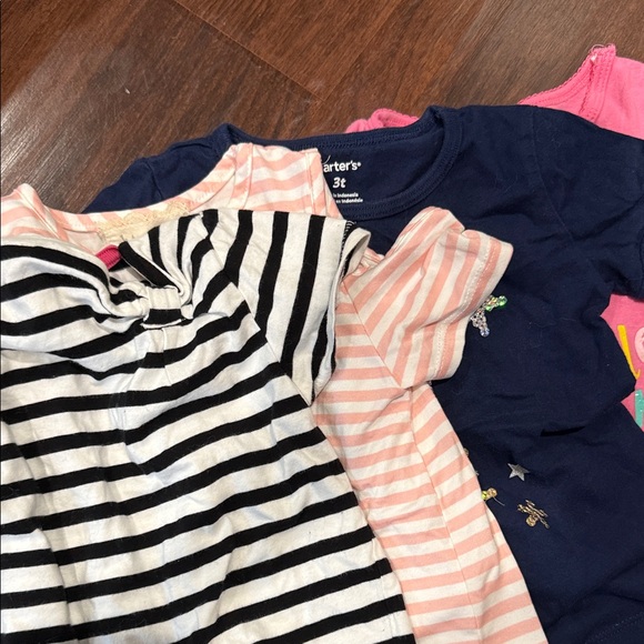 Huge bundle (16pcs) of toddler girls clothes size 3T - Picture 3 of 3